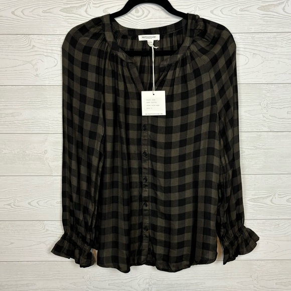beachlunchlounge Tops - BeachLunchLounge Luna Blouse Olive Knight Plaid Gingham Print Size Small NWT